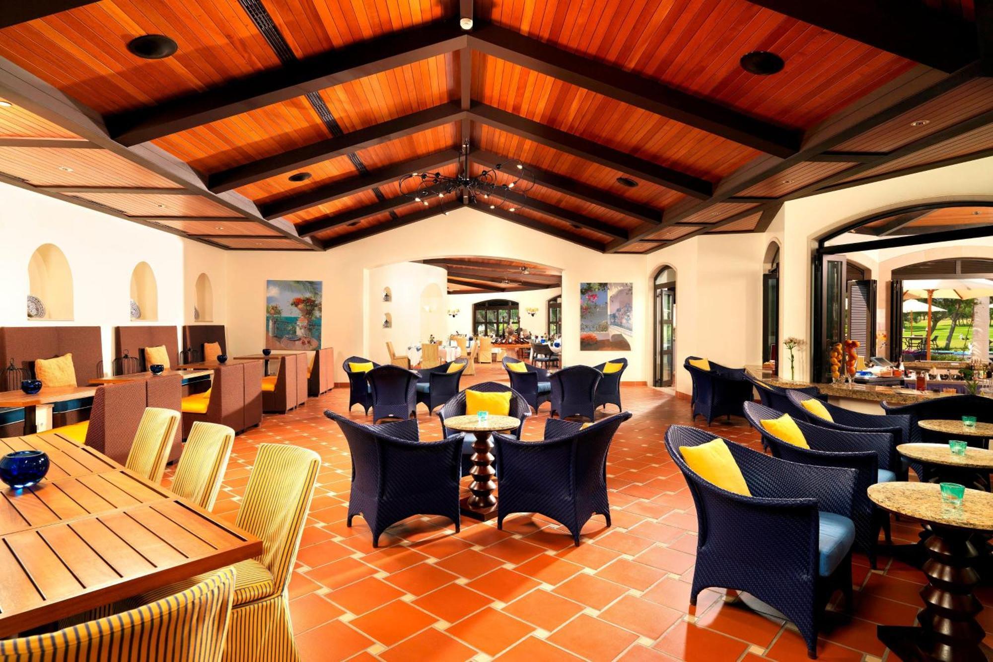 Pine Cliffs Ocean Suites, a Luxury Collection Resort & Spa, Algarve Albufeira Extérieur photo
