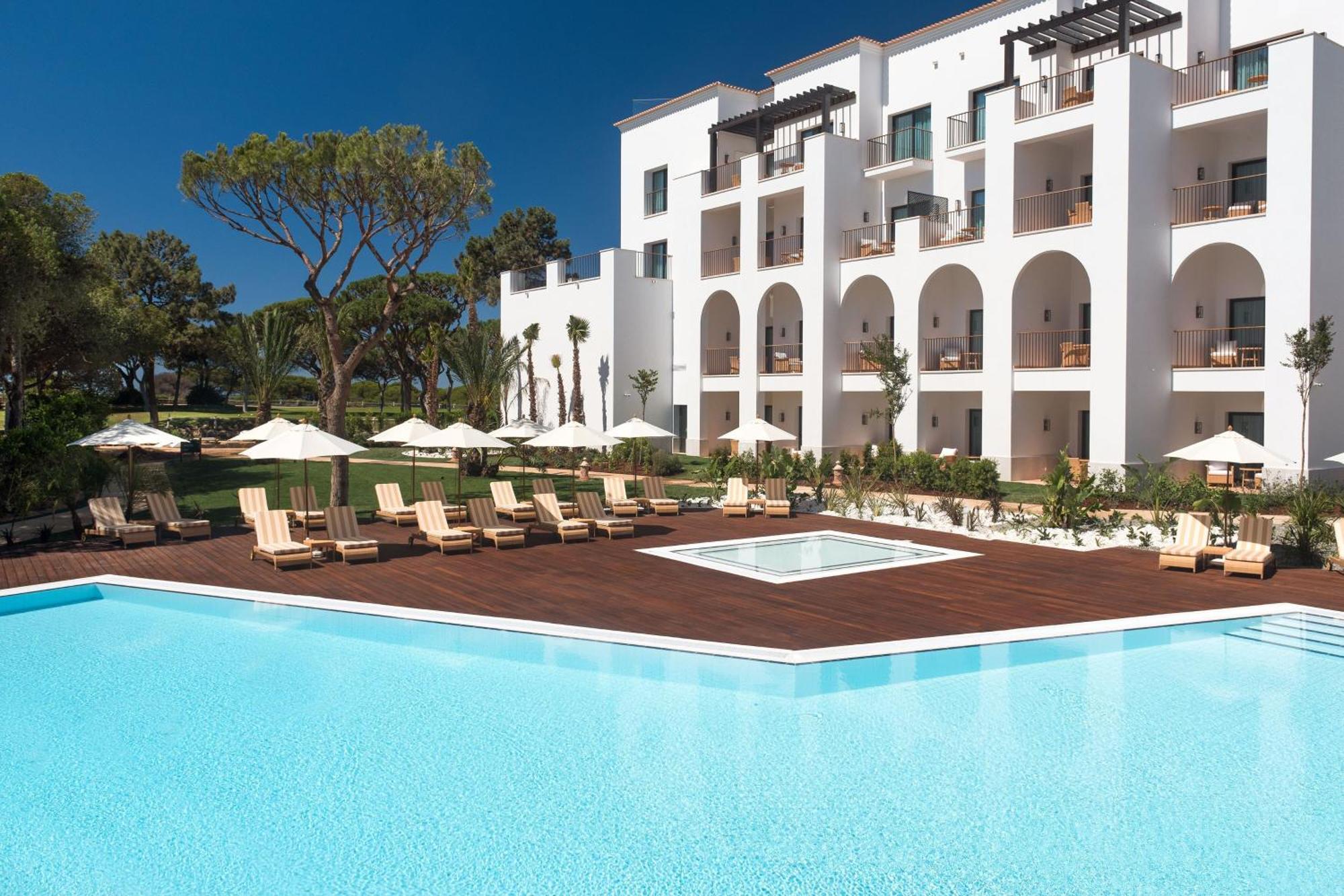 Pine Cliffs Ocean Suites, a Luxury Collection Resort & Spa, Algarve Albufeira Extérieur photo