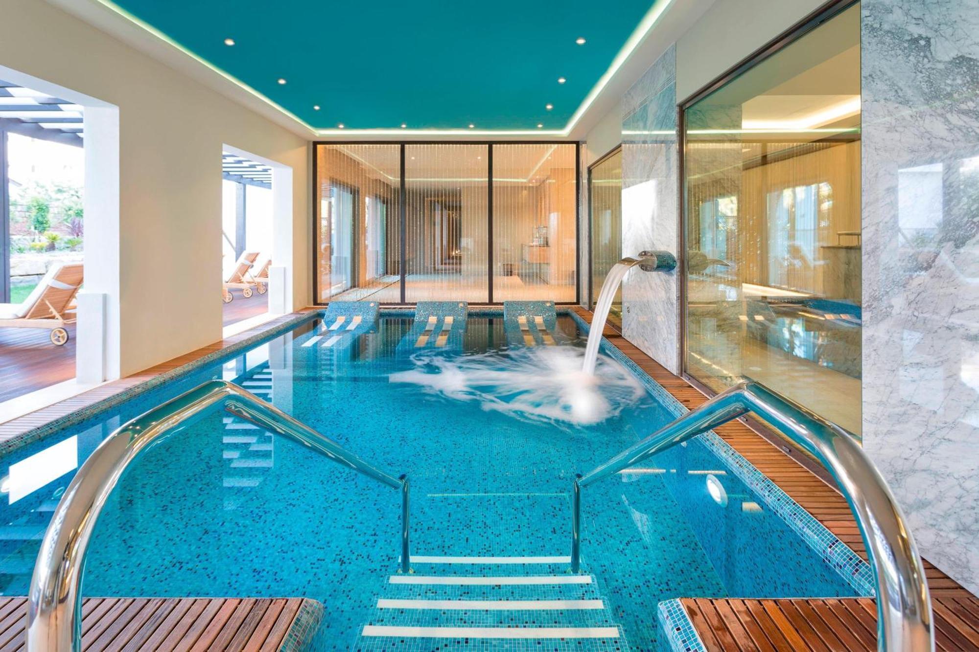 Pine Cliffs Ocean Suites, a Luxury Collection Resort & Spa, Algarve Albufeira Extérieur photo