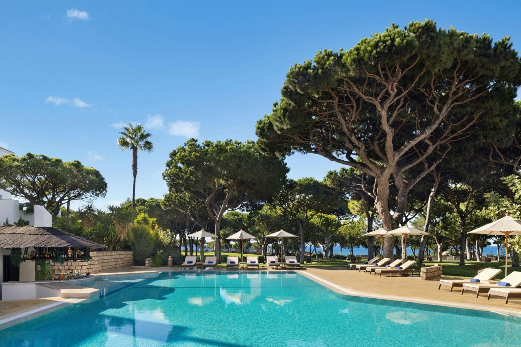 Pine Cliffs Ocean Suites, a Luxury Collection Resort & Spa, Algarve Albufeira Extérieur photo