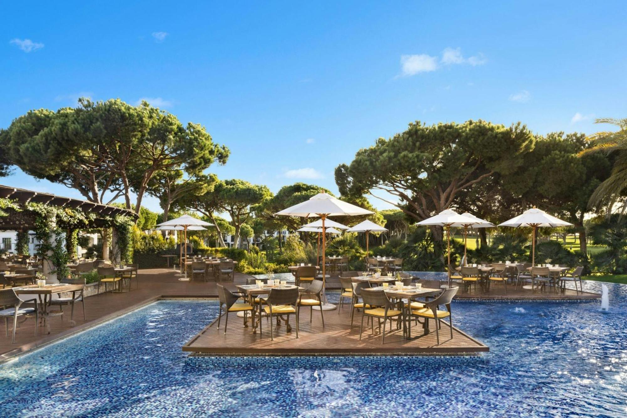 Pine Cliffs Ocean Suites, a Luxury Collection Resort & Spa, Algarve Albufeira Extérieur photo