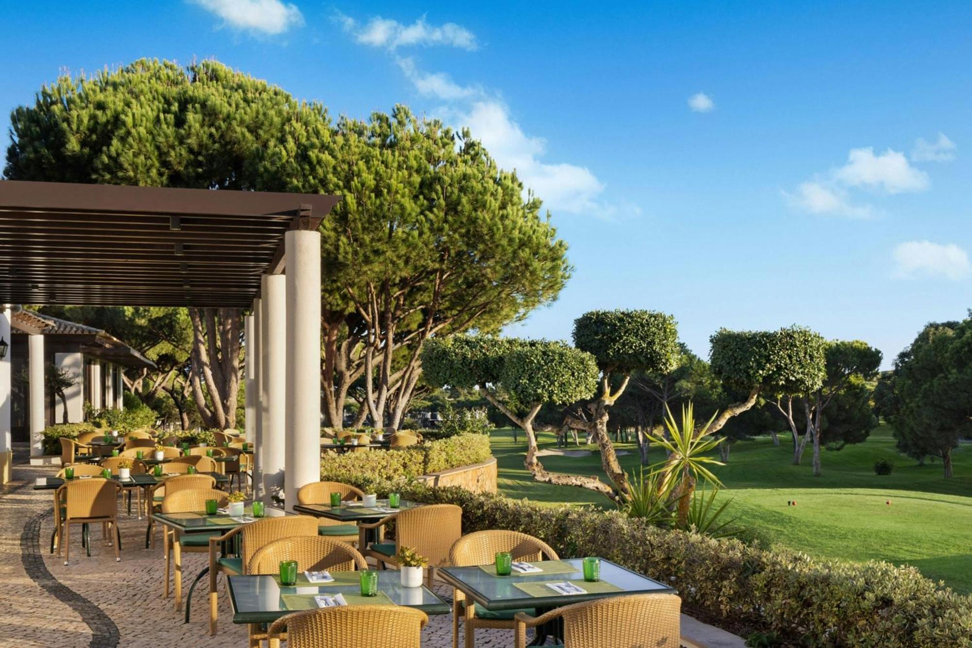 Pine Cliffs Ocean Suites, a Luxury Collection Resort & Spa, Algarve Albufeira Extérieur photo