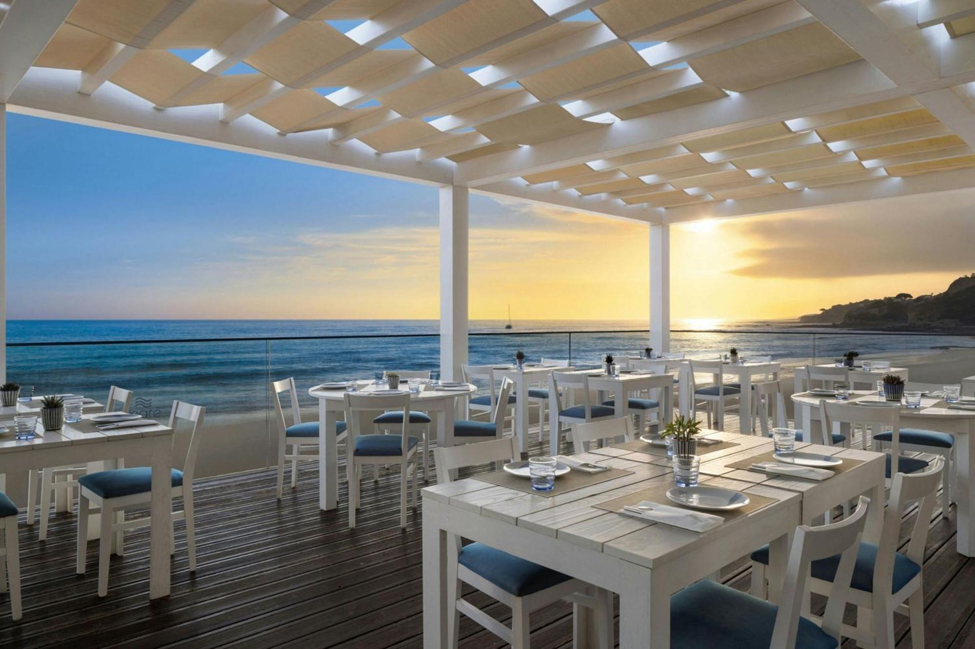 Pine Cliffs Ocean Suites, a Luxury Collection Resort & Spa, Algarve Albufeira Extérieur photo