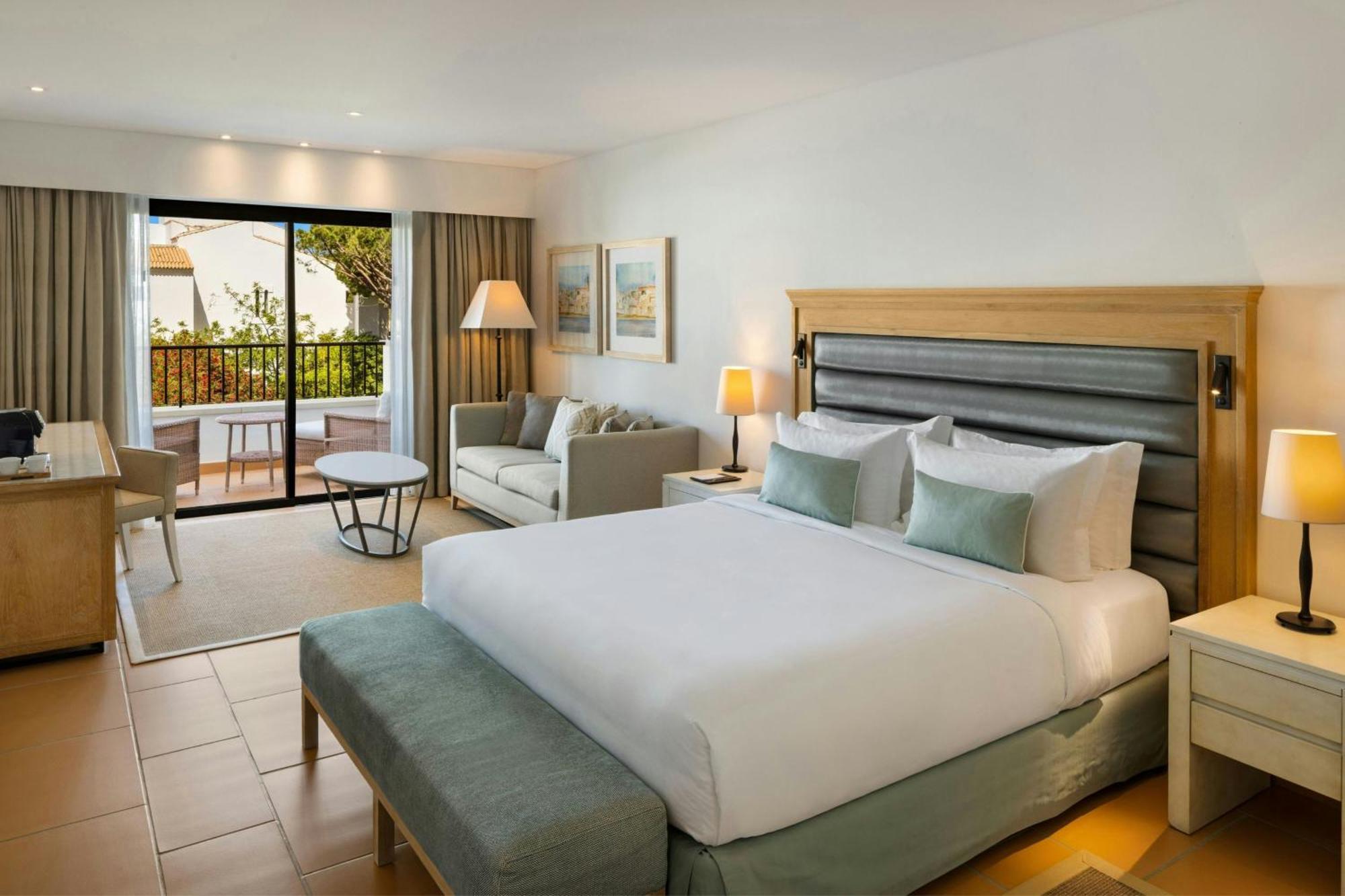 Pine Cliffs Ocean Suites, a Luxury Collection Resort & Spa, Algarve Albufeira Extérieur photo