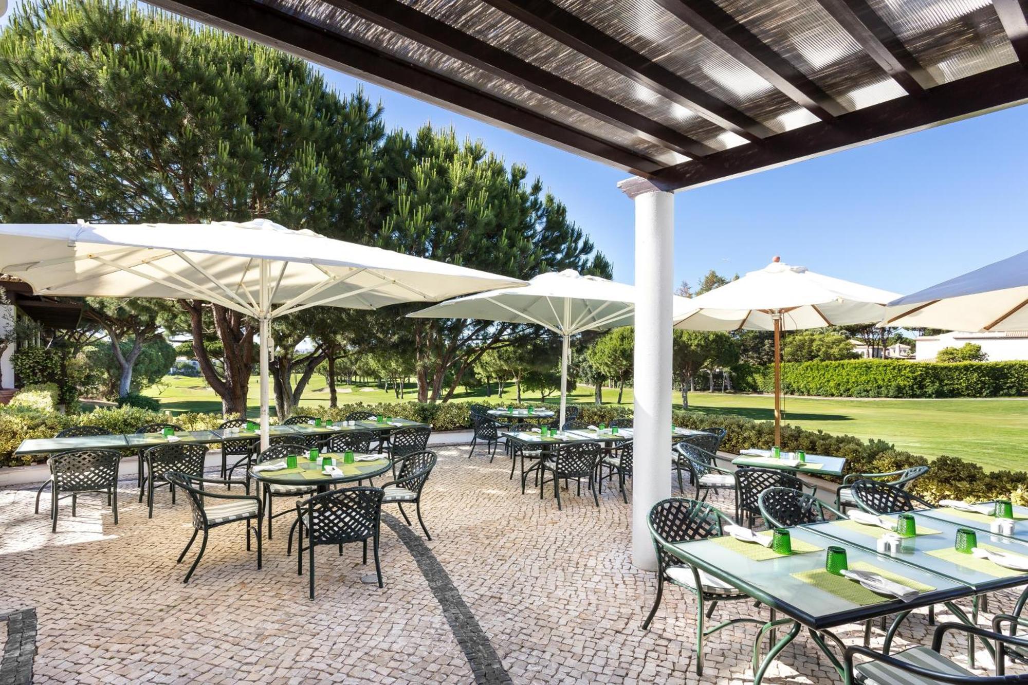 Pine Cliffs Ocean Suites, a Luxury Collection Resort & Spa, Algarve Albufeira Extérieur photo