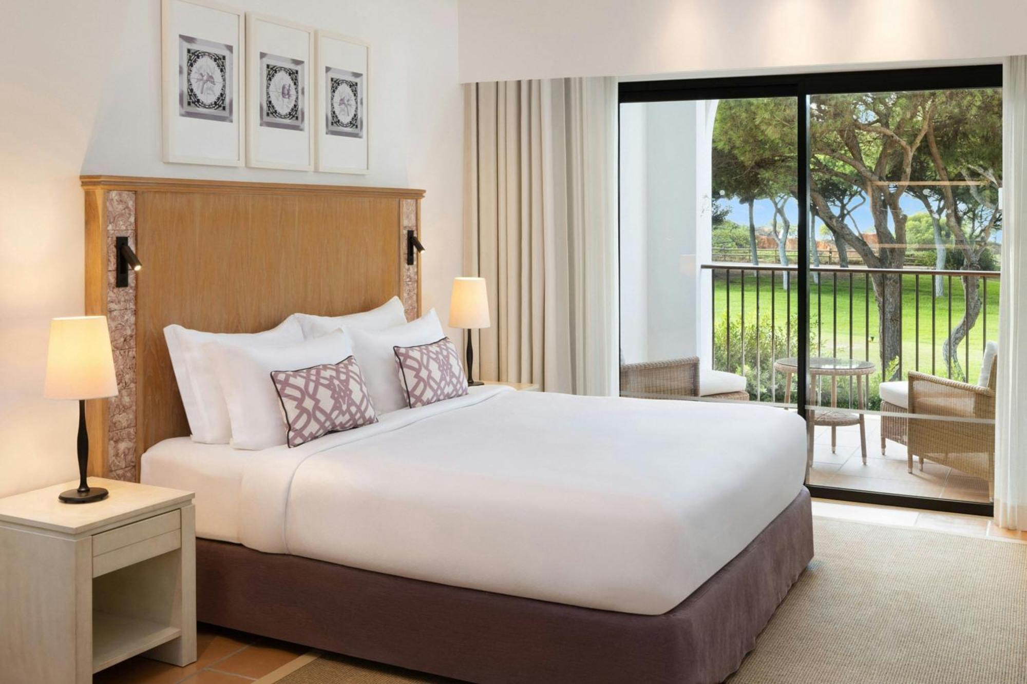 Pine Cliffs Ocean Suites, a Luxury Collection Resort & Spa, Algarve Albufeira Extérieur photo