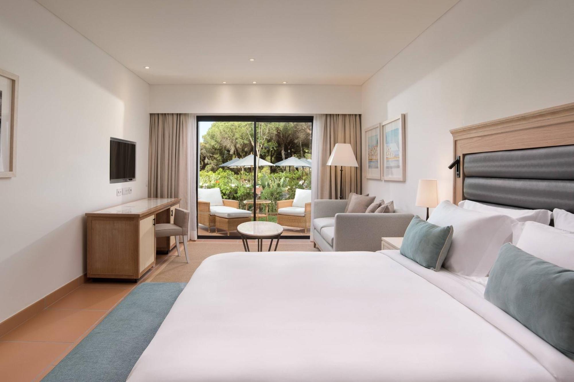 Pine Cliffs Ocean Suites, a Luxury Collection Resort & Spa, Algarve Albufeira Extérieur photo